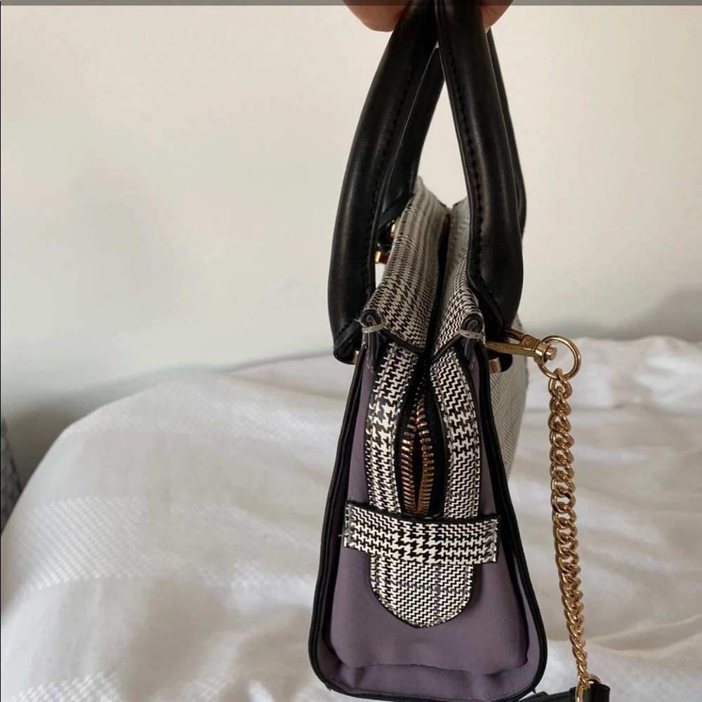 A New Day purse (crossbody) - Picture 6 of 9